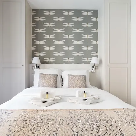 Parisian Appartement *